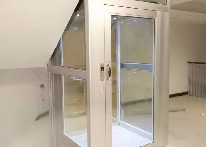 家用電梯